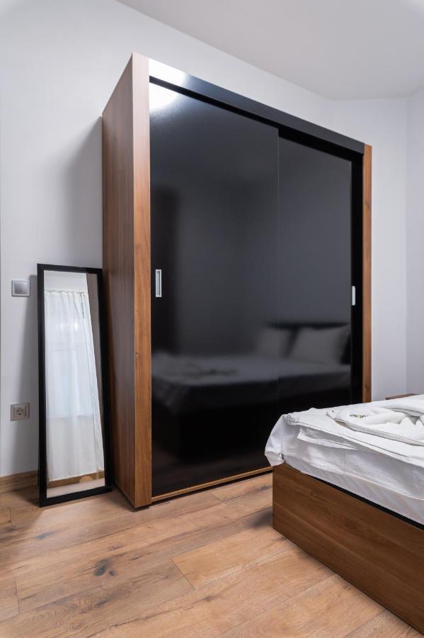 La Luna - High-End 2Bd Flat In The Top Centre By Flat Mаnager Sofia Eksteriør bilde