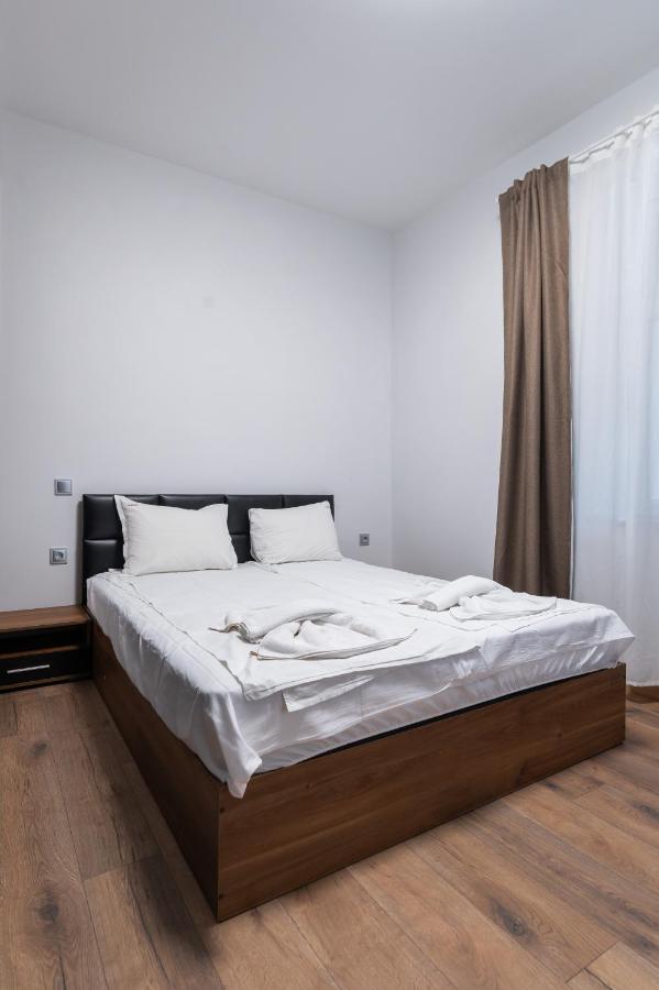 La Luna - High-End 2Bd Flat In The Top Centre By Flat Mаnager Sofia Eksteriør bilde